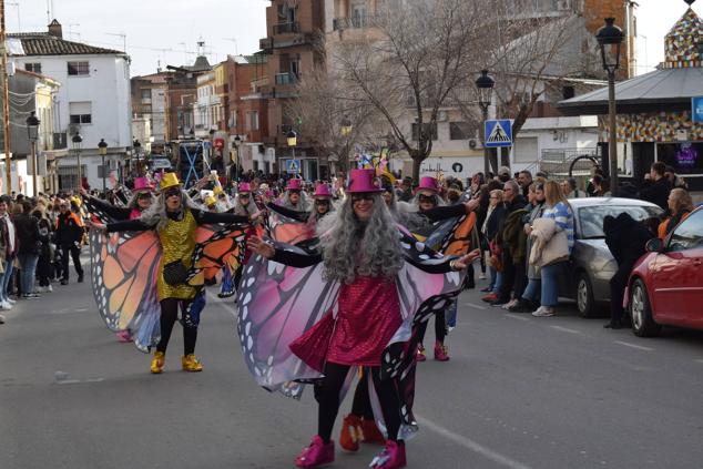 Fotos: Desfile de carrozas y comparsas Talayuela 2023