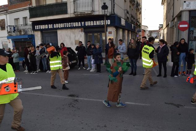 Fotos: Desfile de carrozas y comparsas Talayuela 2023