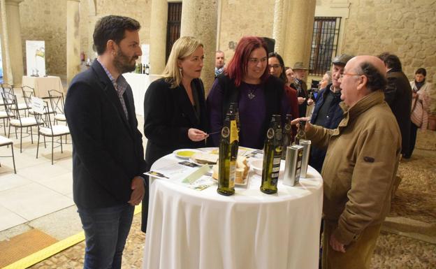 Andrés Corisco, a la derecha de la imagen, de Corisco e Hijos 