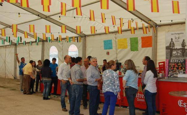 Barra festiva en Talayuela