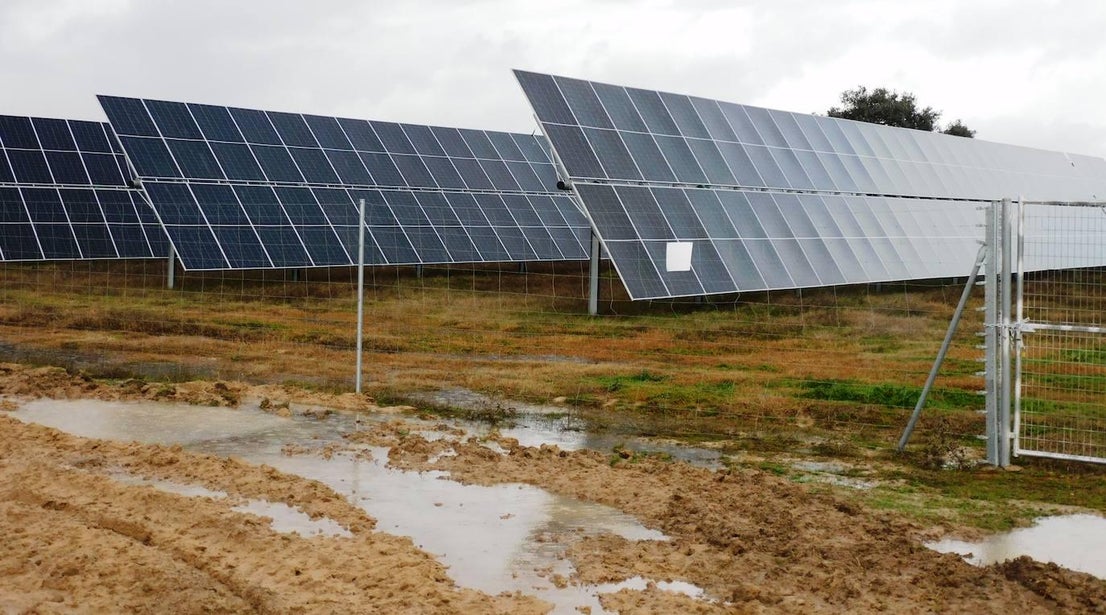 Talayuela II, energía limpia, autóctona y asequible en mitad de la dehesa