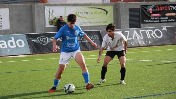 El C. P. Talayuela recibe al colista, AD Torrejoncillo