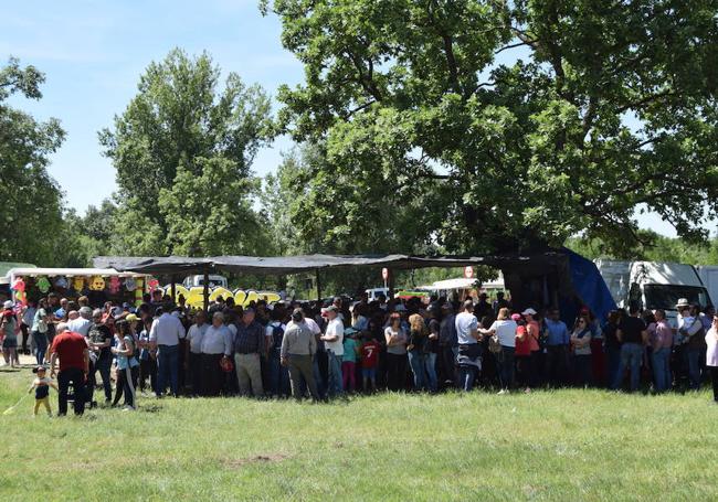 Ambiente festivo en una romería anterior