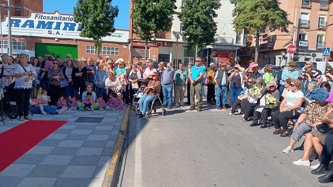 Talayuela homenajea ya a sus mayores