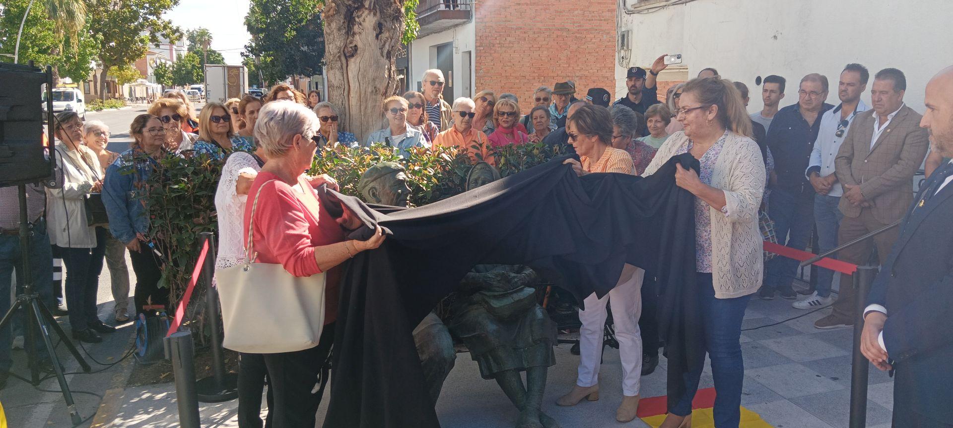Talayuela homenajea ya a sus mayores