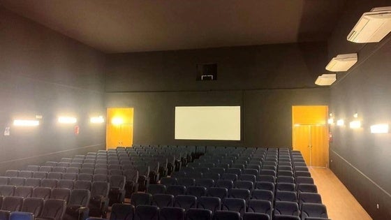 El efecto 'caja negra' transforma la casa de cultura