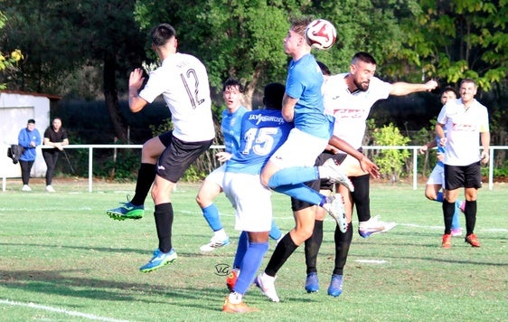 Esta vez el Talayuela no pudo remontar