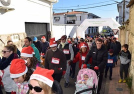 La marcha reúne a participantes de todas las edades