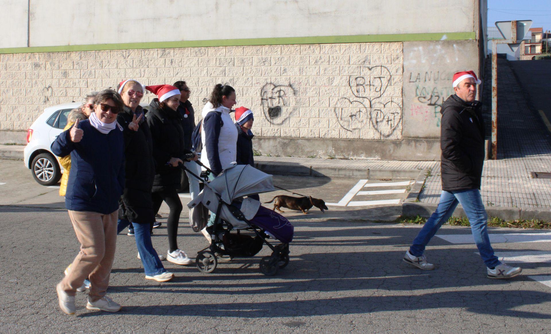 La IX Marcha Solidaria recauda más de 1.000 euros para Valencia