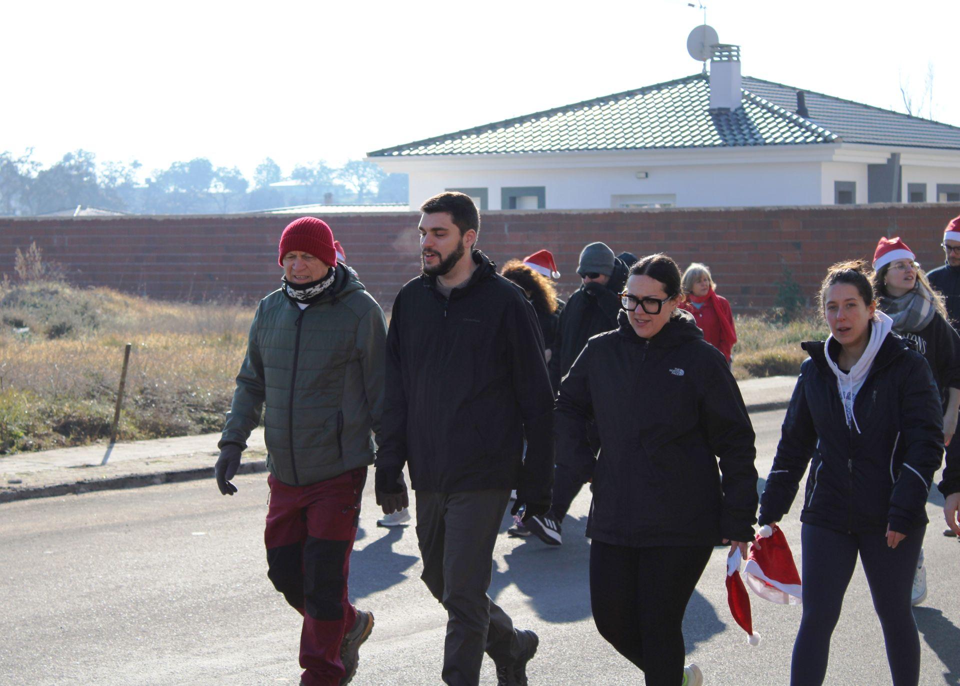 La IX Marcha Solidaria recauda más de 1.000 euros para Valencia