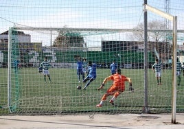 Penalti fallado por Aliou.