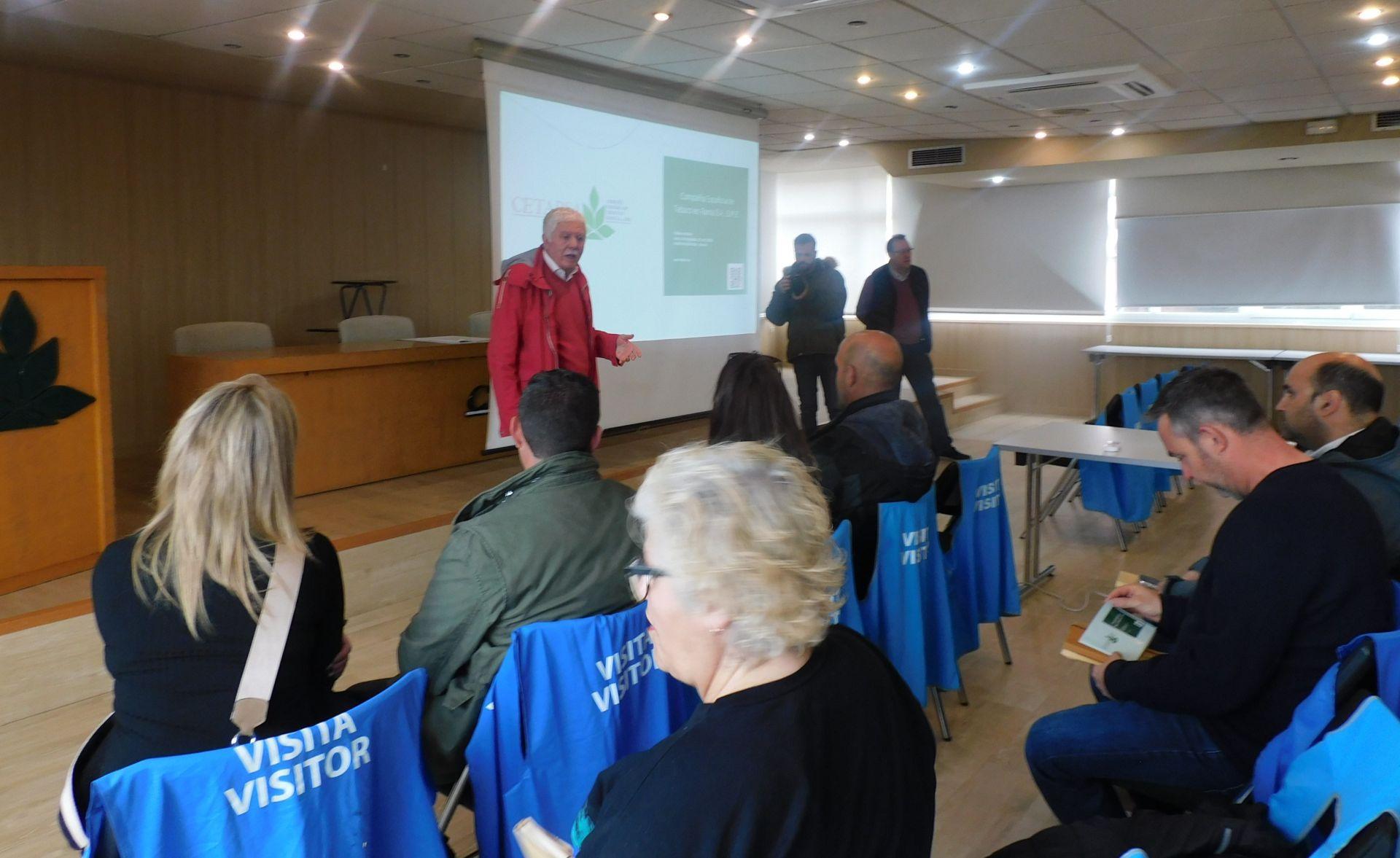 Cetarsa abre sus puertas a los agricultores