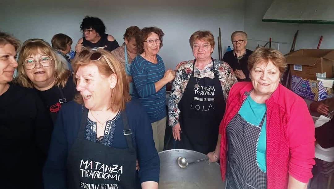 La romería de Barquilla se impone a la lluvia