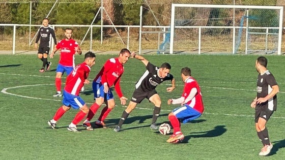 Empieza la liga de veteranos de fútbol a buen ritmo