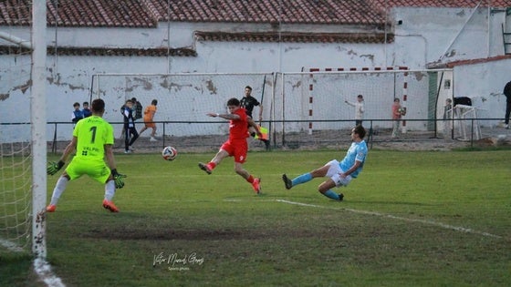 El CP Talayuela sigue sin sacar puntos fuera al caer en Trujillo, 2-1