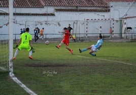 El CP Talayuela sigue sin sacar puntos fuera al caer en Trujillo, 2-1