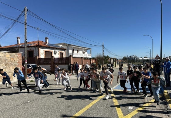 El colegio 'Juan Güell' celebra su Carrera Solidaria 'Kilómetros de Vida'