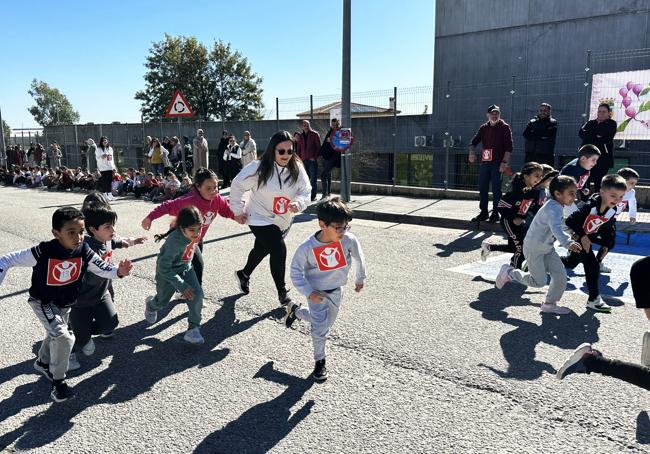 La carrera llenó de ambiente y colorido las calles próximas al centro