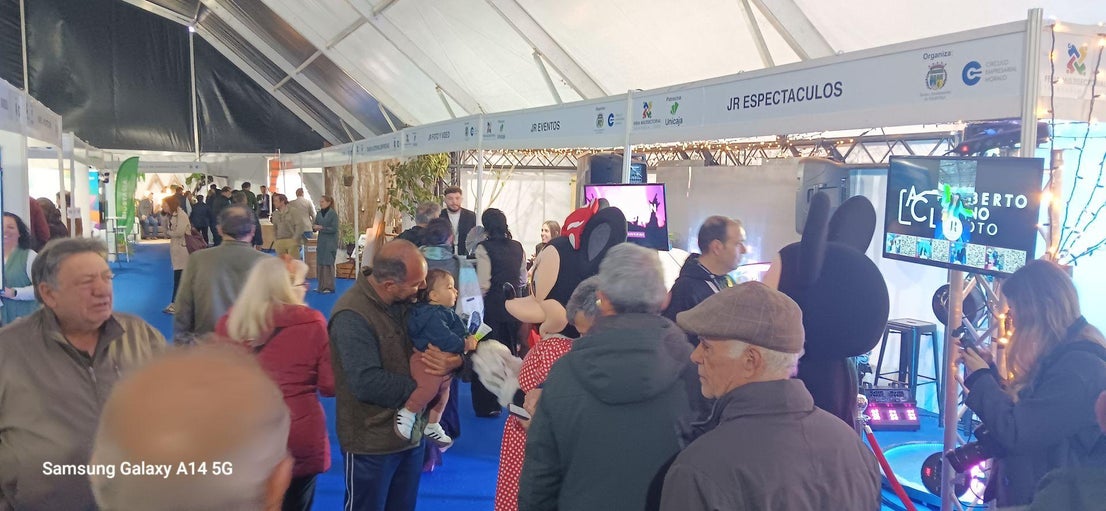Talayuela recupera la Feria Multisectorial con buen acogida