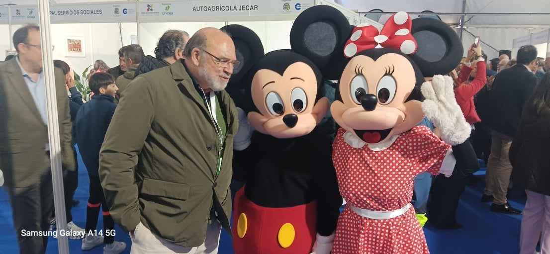 Talayuela recupera la Feria Multisectorial con buen acogida