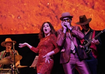 Silvia Marsó visita Talayuela con su espectáculo 'Blues&Roots'