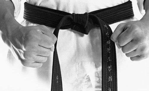 Nuevos cinturones negros para la Escuela de Karate de Talayuela