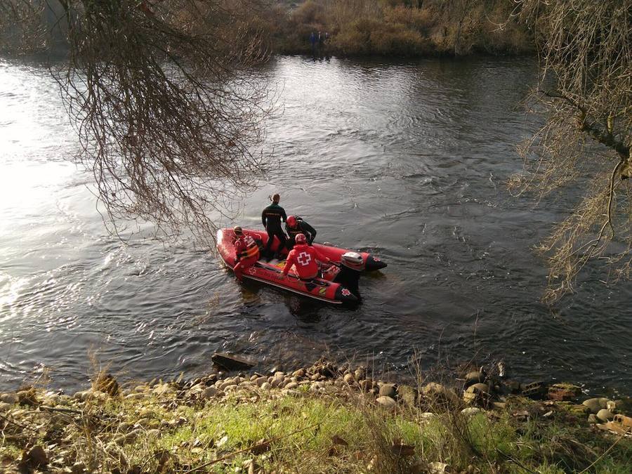 Aparece el cadáver de la mujer arrastrada por la corriente del río Tiétar