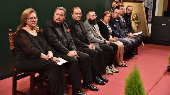 Los galardonados con los premios San Fulgencio, anoche en el centro cultural Las Claras