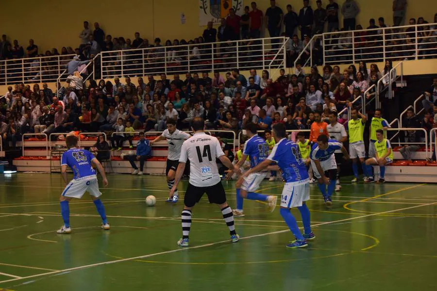 Integra2 Navalmoral FS golea en el derbi, 1-5, en Talayuela