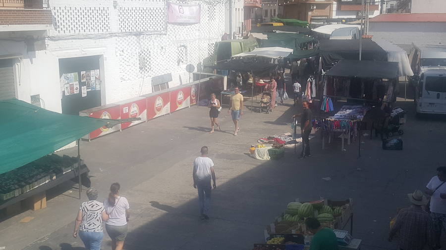El mercadillo se adelanta a hoy