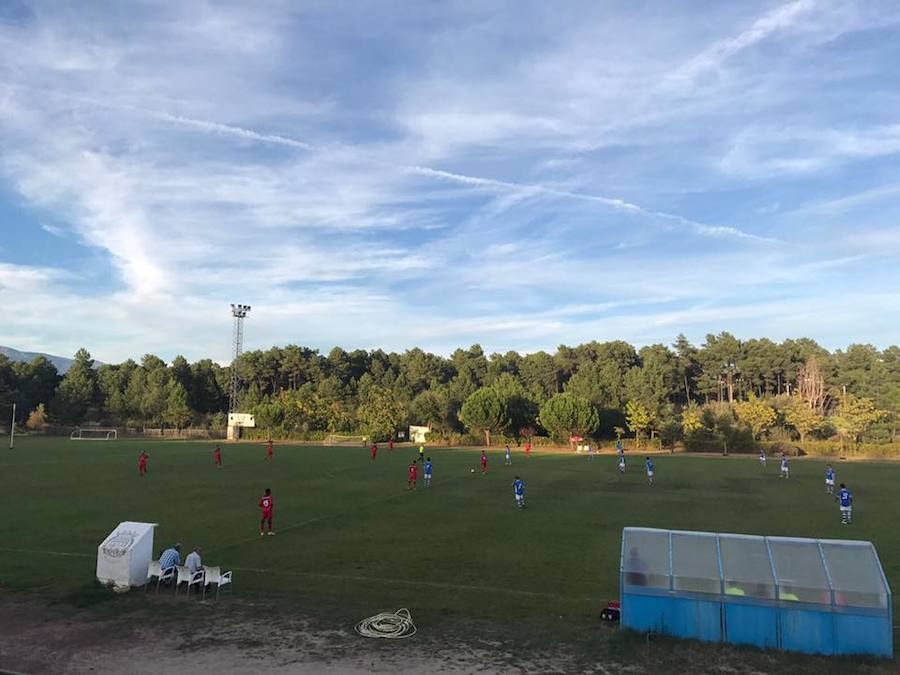 El C.P. Talayuela comienza la temporada con una de cal y una de arena