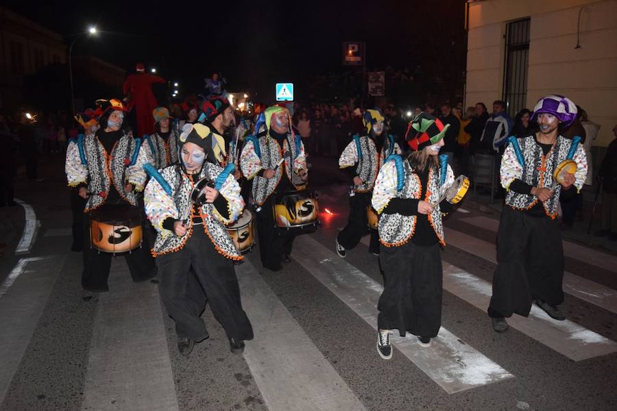 Grupo de percusión que ha encabezado la comitivia 