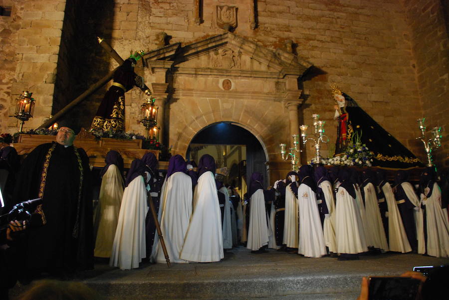Procesión del Encuentro, en las puertas de San Martín. 