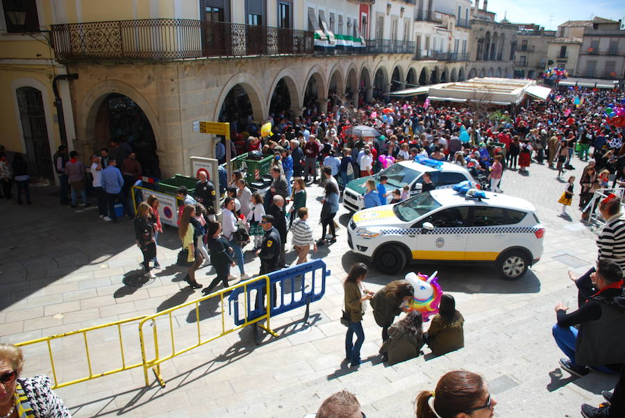 Entrada a la plaza Mayor, en la fiesta del Chíviri en una edición anterior. 