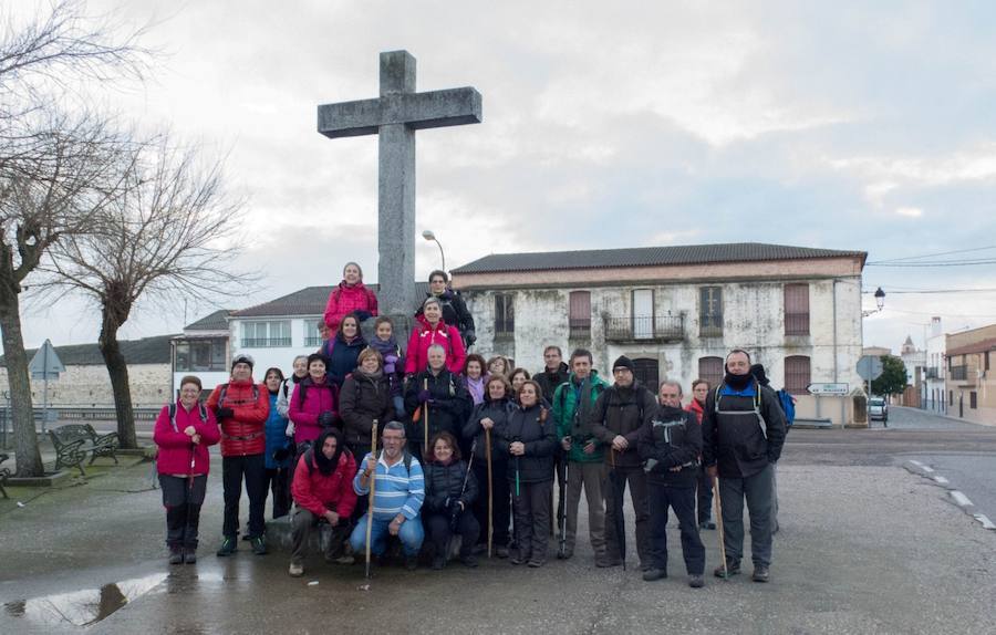 Participantes de una de las rutas programadas por 'Trujillo en marcha' 