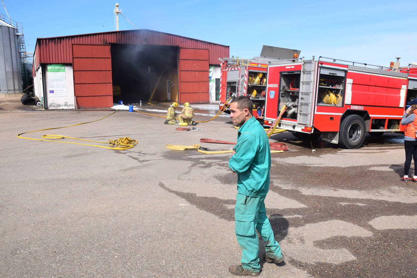 Fotos: Incendio en una nave en Copreca