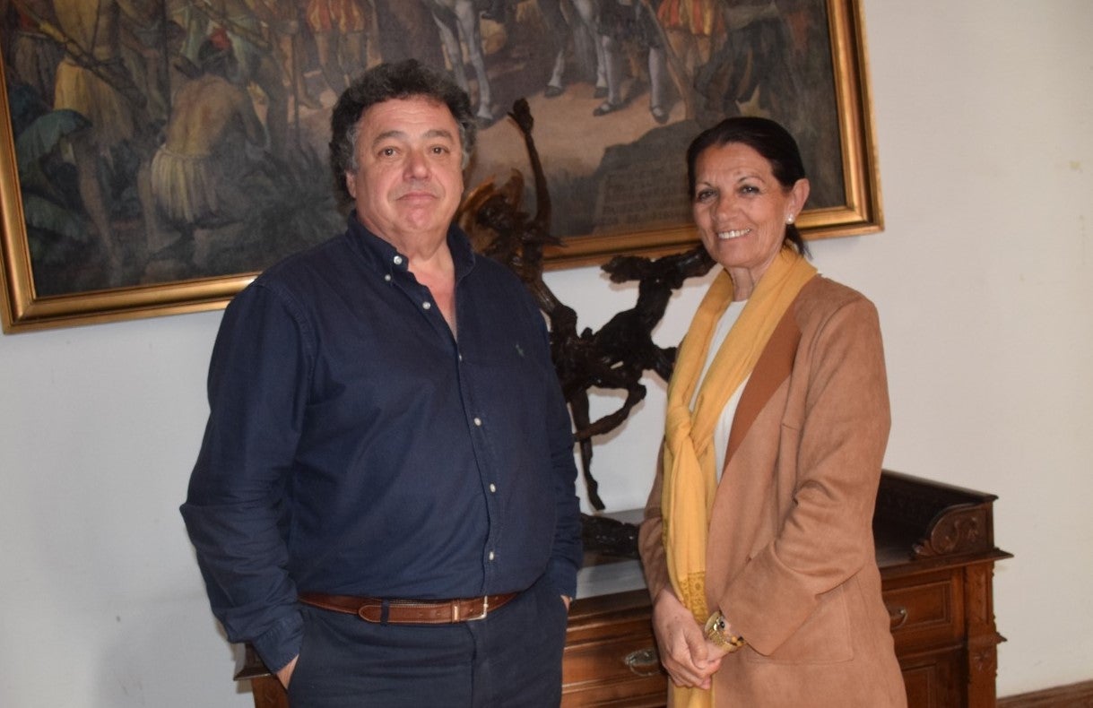 El alcalde y la concejala de Sanidad, tras anunciar las medidas 