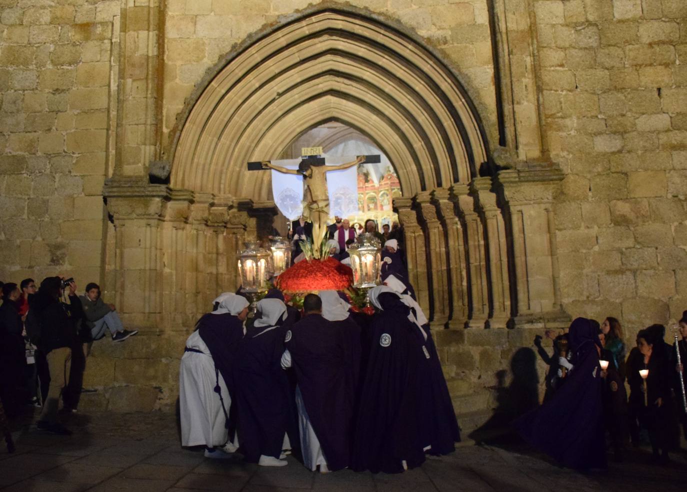 Salida del Cristo el Perdón 