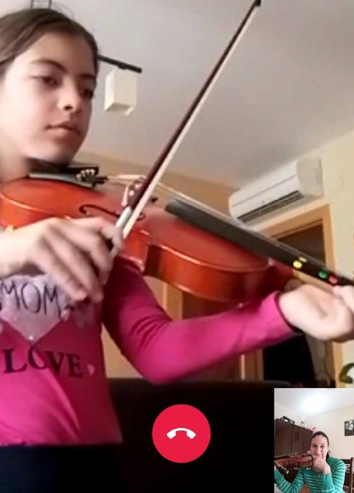 La Escuela de Música mantiene el contacto con la mayoría del alumnado
