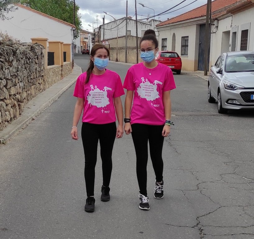 Integrantes de la Asociación Contra el Cáncer 