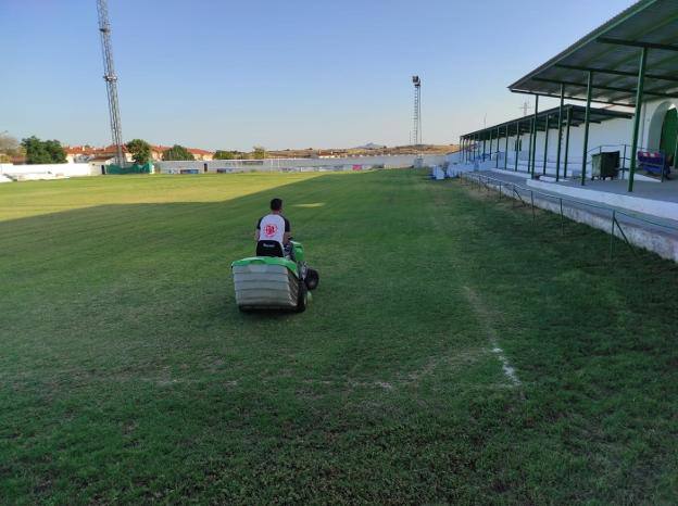 Operario en trabajos de mantenimiento, ayer 
