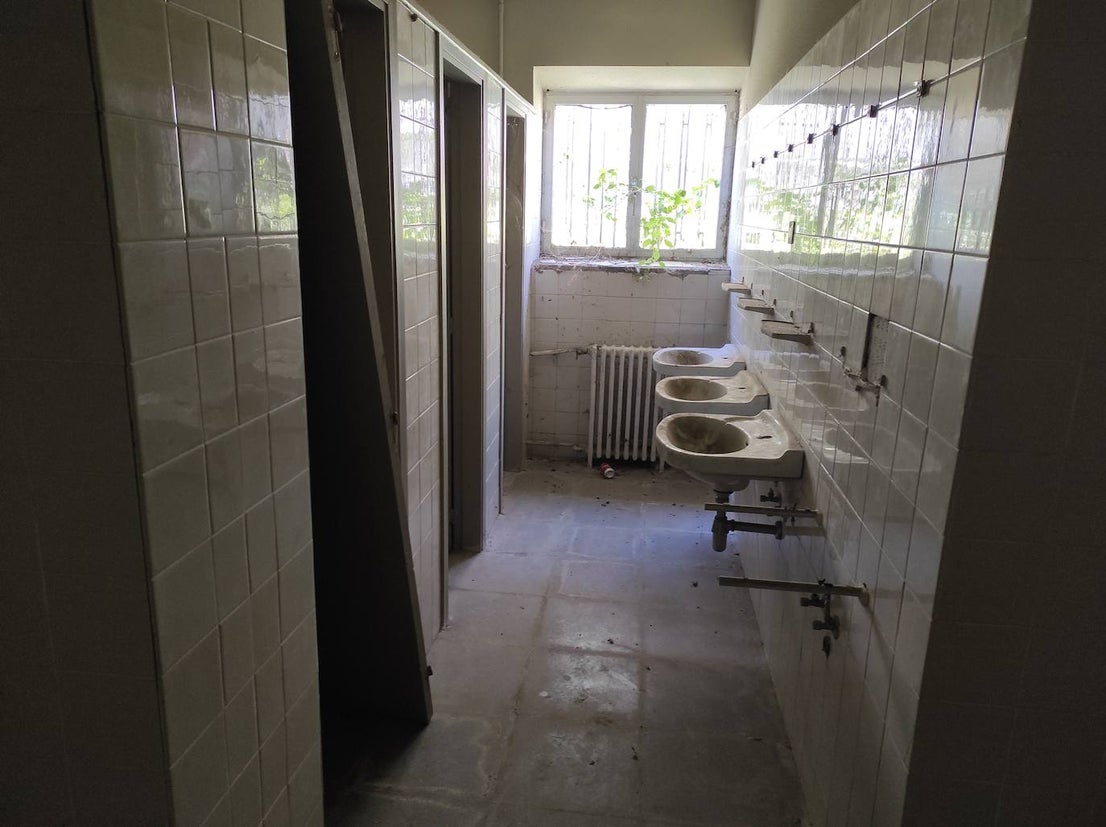 Fotos: Limpieza del edificio de la Segurida Social