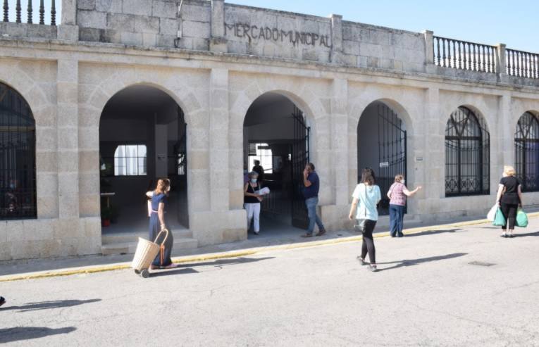 La entrada del mercado de abasto 