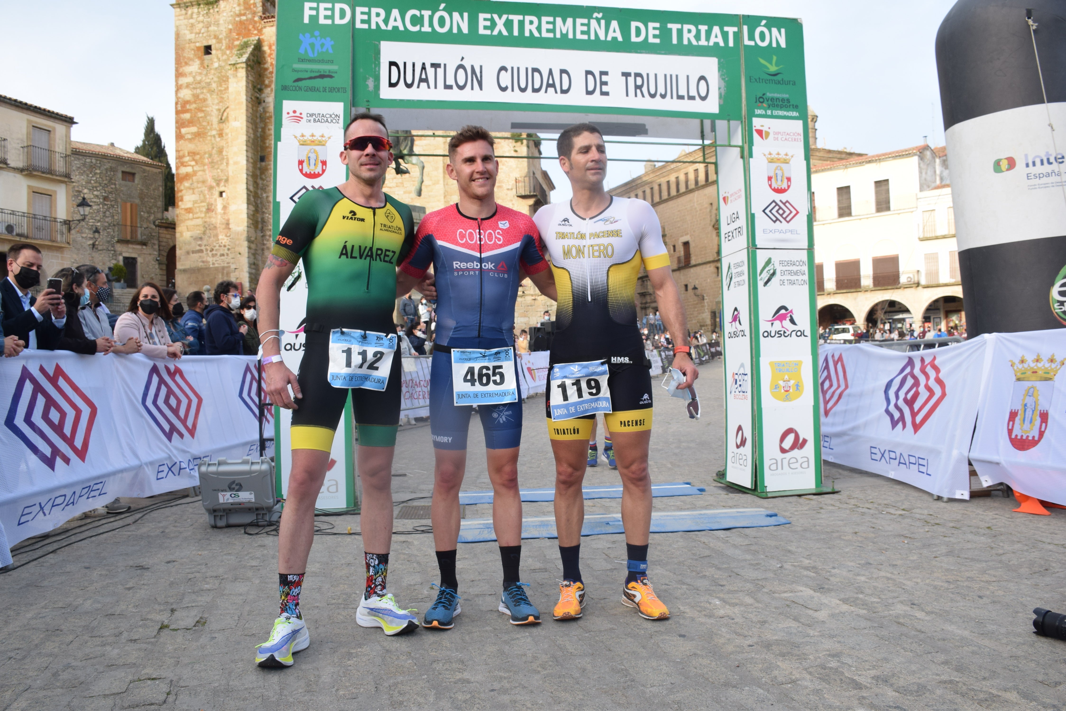 Los dos corredores locales que llegaron primero a meta 