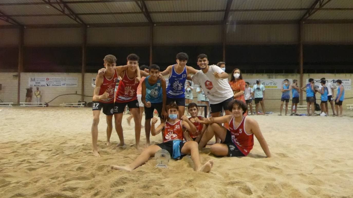 Fotos: I Torneo Balonmano Playa Ciudad de Trujillo