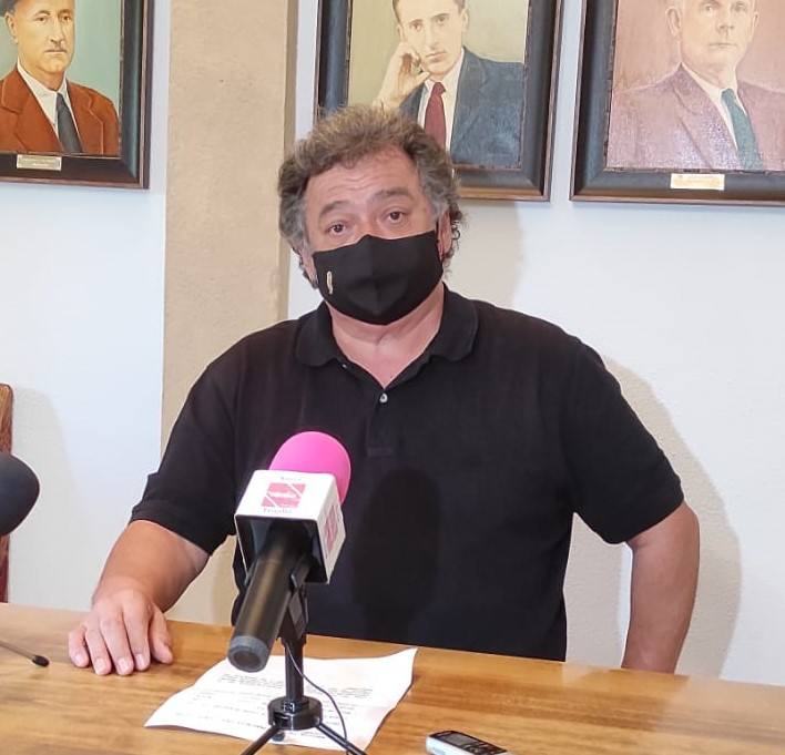 El alcalde, José Antonio Redondo, en la rueda de prensa de esta mañana. 