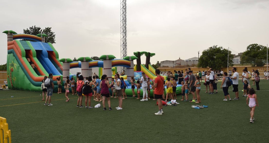 Fotos: Diversión en las escuelas deportivas municipales