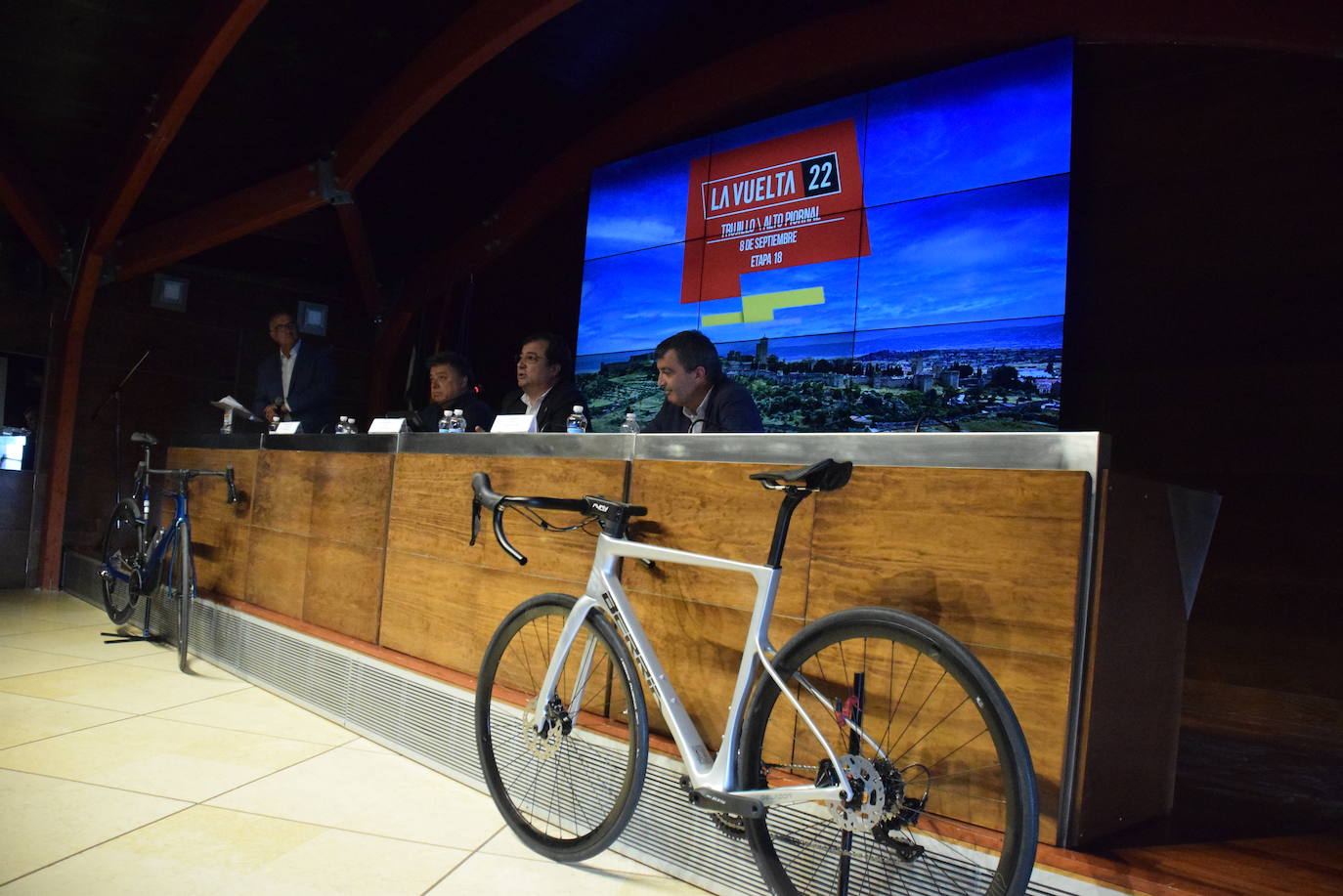 Fotos: Presentación de la etapa de La Vuelta en Trujillo