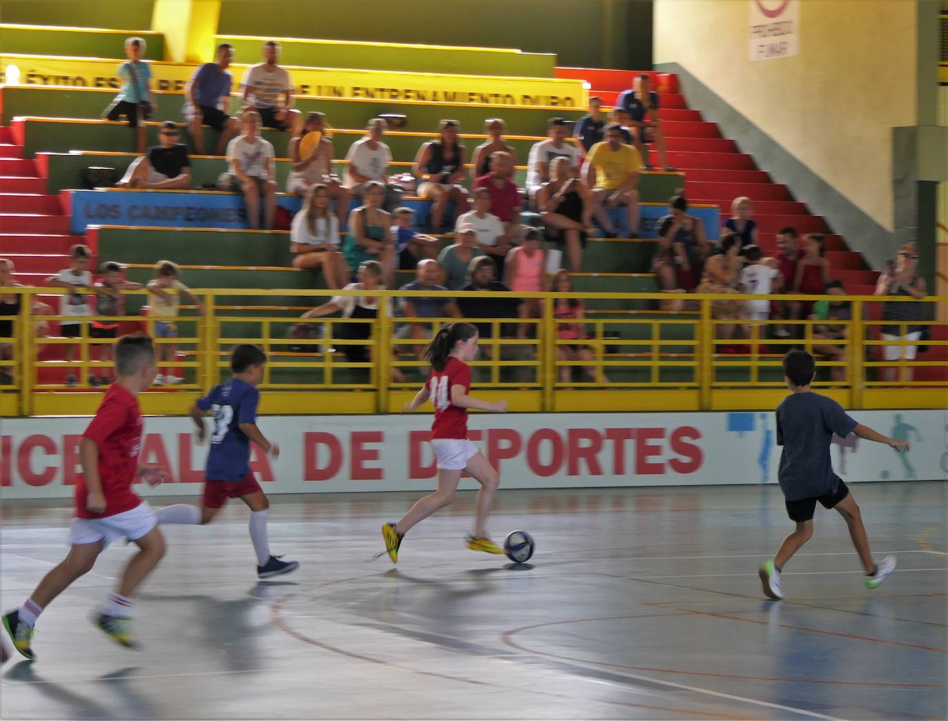 Torneo de 24 horas fútbol sala, de distintas categorías 
