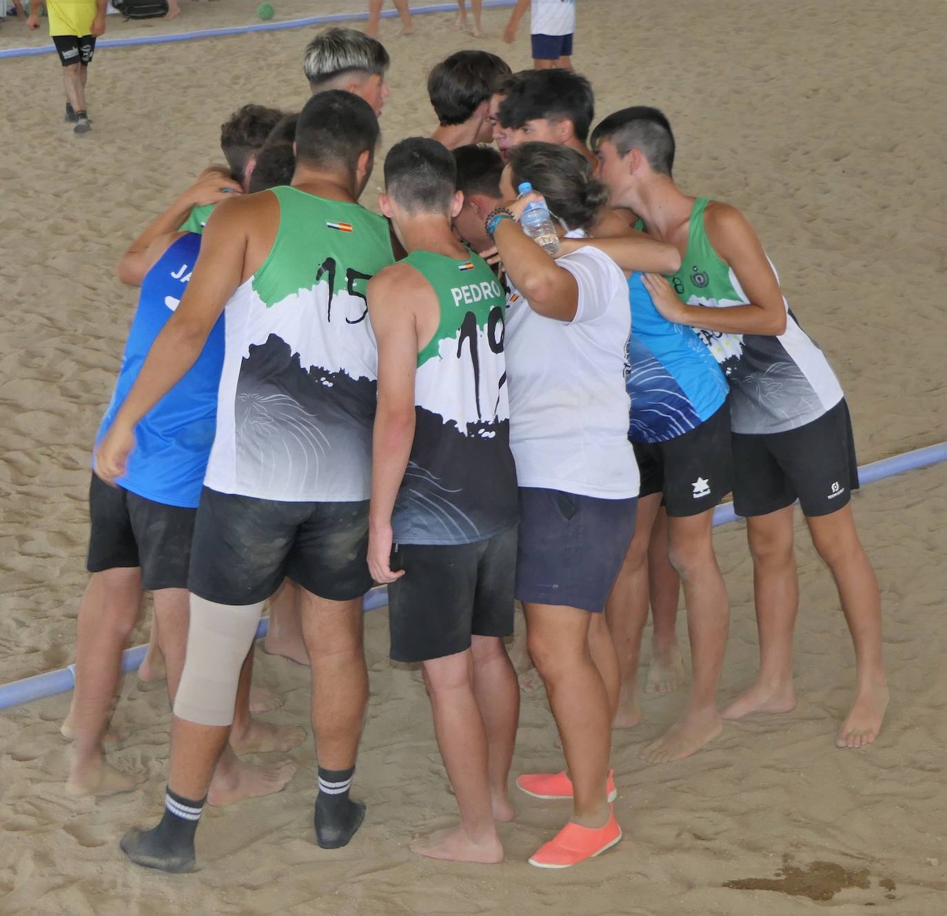 Fotos: II edición del torneo de balonmano playa 'Ciudad de Trujillo'